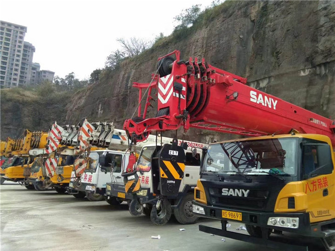 澄城县吊车出租按什么计费？台班费、单次费、里程费怎么算？