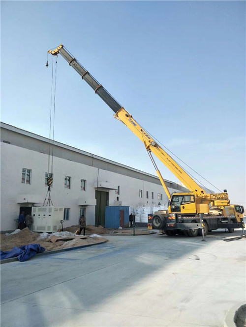 澄城县“超载就喊停”—— 吊车的 “重量保镖” 技术